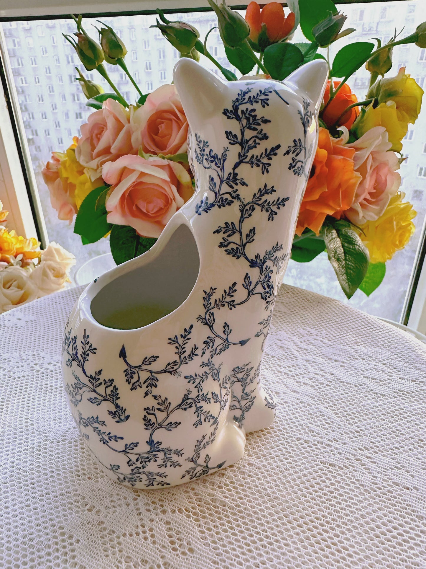 Blue and White Porcelain Cat Vase - Hand-Painted Ceramic Pen Holder