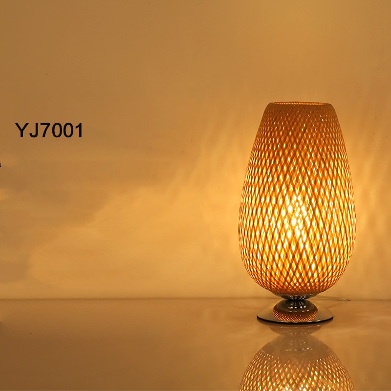 Bamboo Woven Table Lamp - Minimalist Asian Style Desk Light
