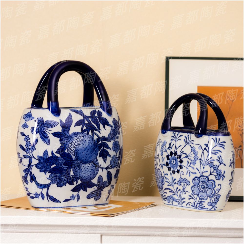 Chinese style blue and white porcelain handbag ceramic classical vase shape large capacity ethnic style home decoration image 4