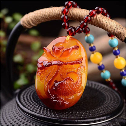 Old beeswax surplus pendant every year men s and women s long style original mineral chicken oil yellow amber necklace old wax sweater chain natural