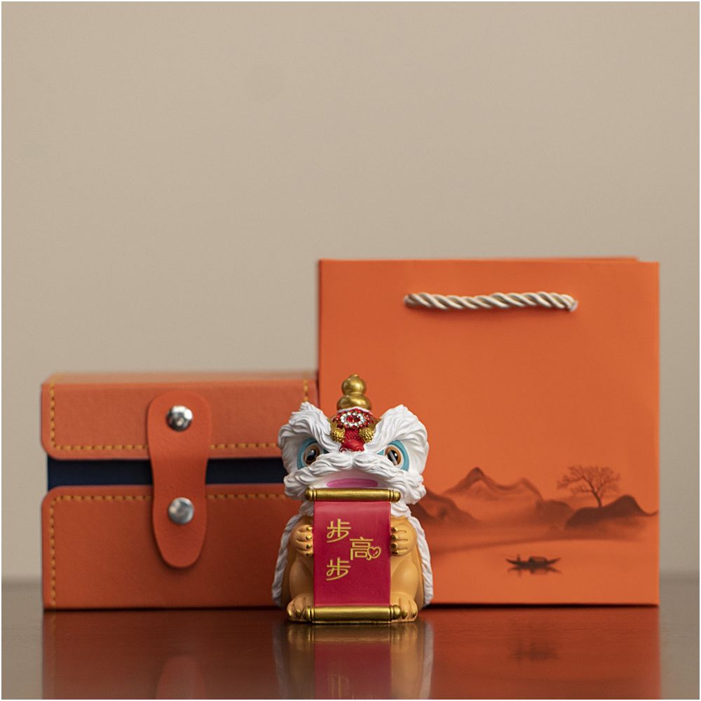 Lion Dance Resin Figurine - Chinese New Year Gift Decoration