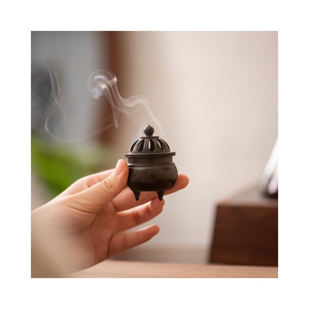 Niche high end aromatherapy stove Song s aesthetic ornament mini desktop copper aromatherapy stove household sandalwood agarwood Chinese style image 2