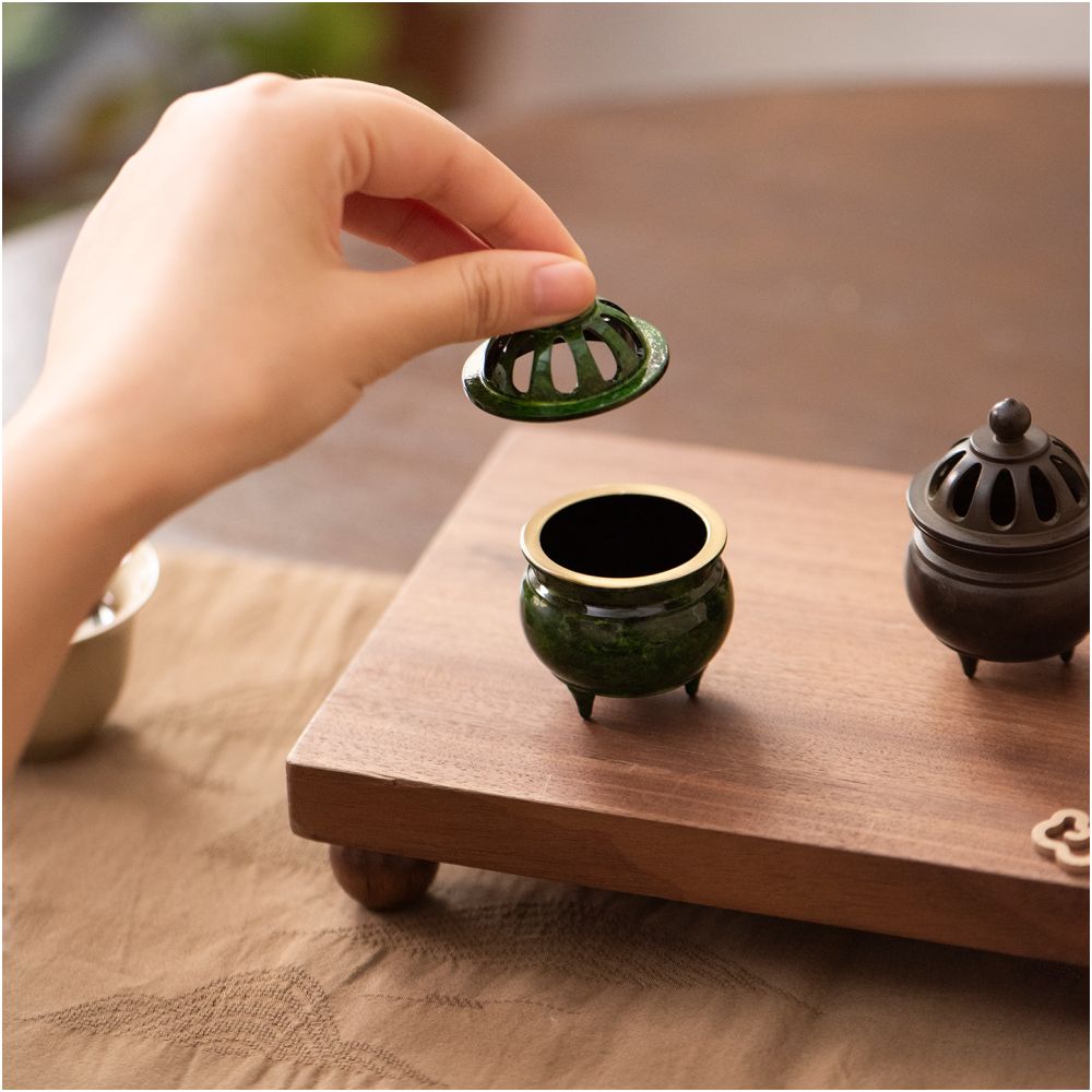 Niche high end aromatherapy stove Song s aesthetic ornament mini desktop copper aromatherapy stove household sandalwood agarwood Chinese style image 3