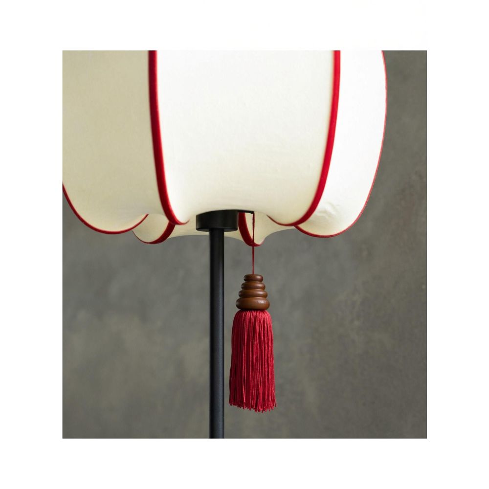 Modern lighting fixtures in Old England image 1