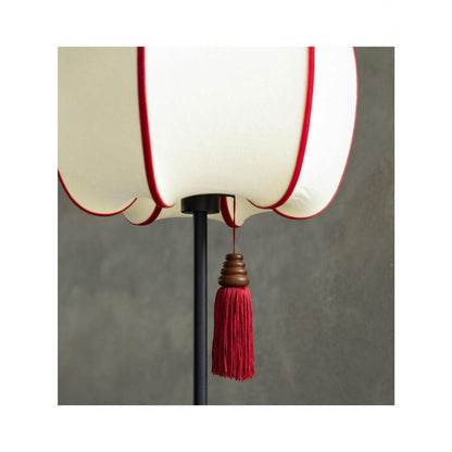 Modern lighting fixtures in Old England image 1