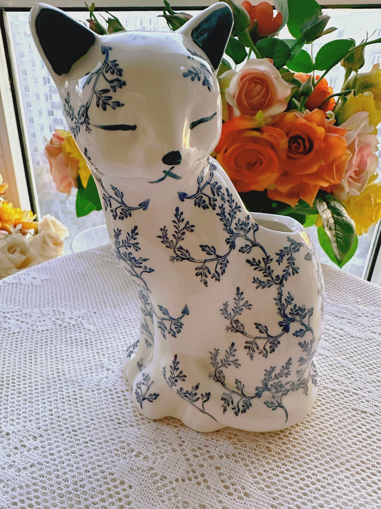 Blue and White Porcelain Cat Vase - Hand-Painted Ceramic Pen Holder