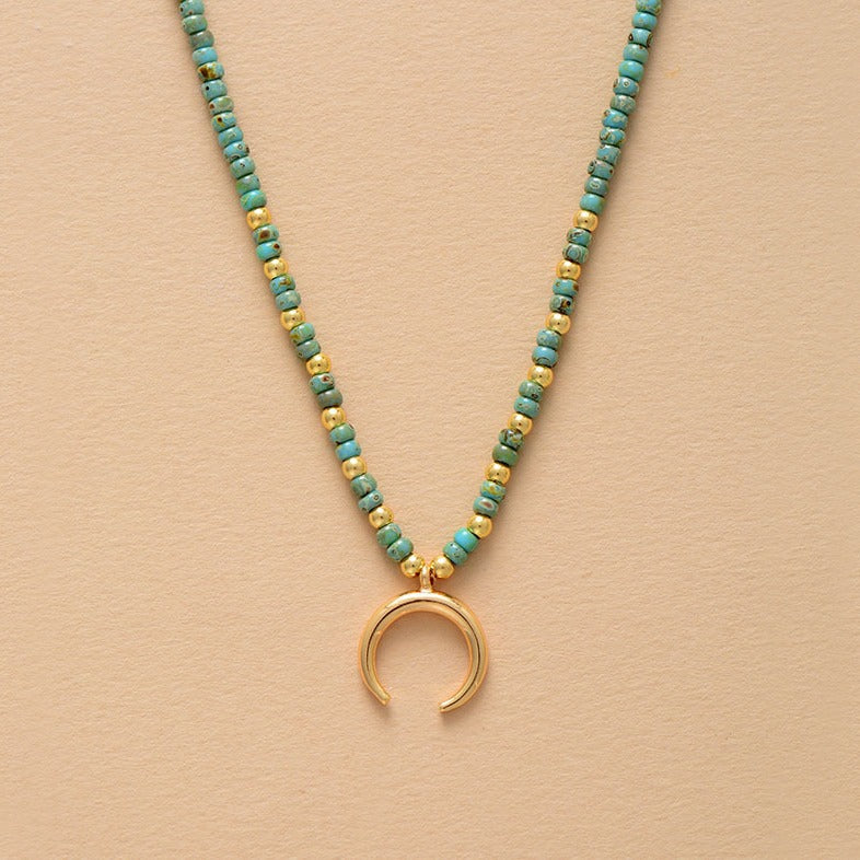 Light Luxury And Simplicity Pendant Gold-plated Bead Necklace Clavicle Chain Jewelry