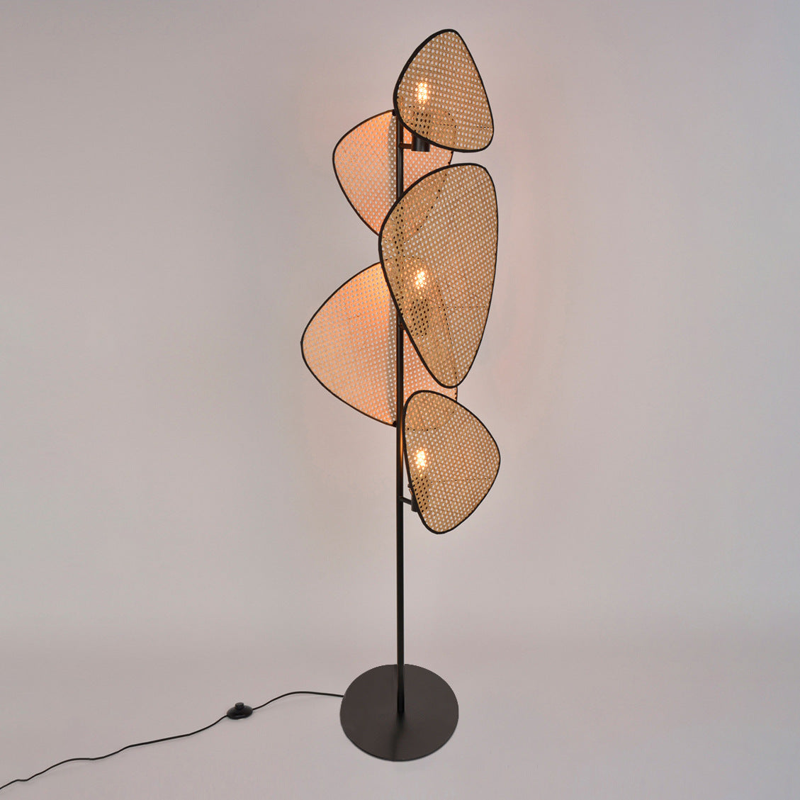 Japanese Bamboo Floor Lamp - Creative Asian Style Standing Light