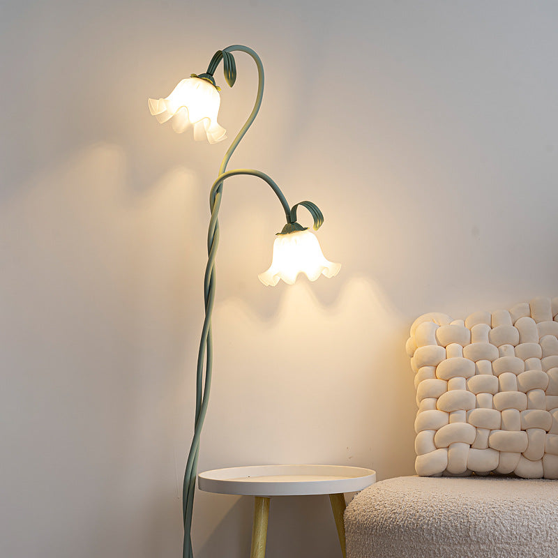 French Pastoral Floor Lamp - Cream Floral Standing Light for Bedroom